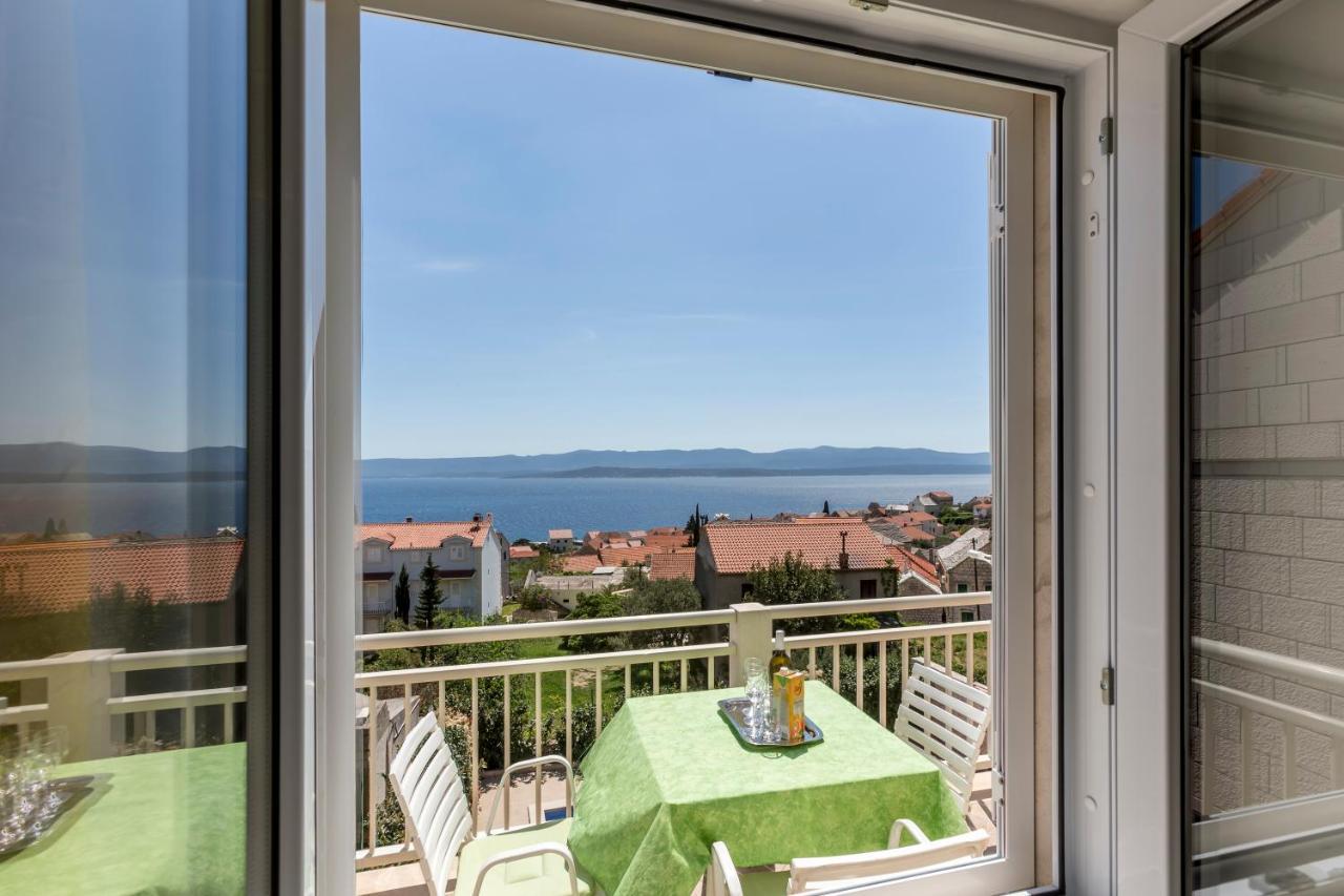 Apartmani Bezmalinovic Bol Exterior foto